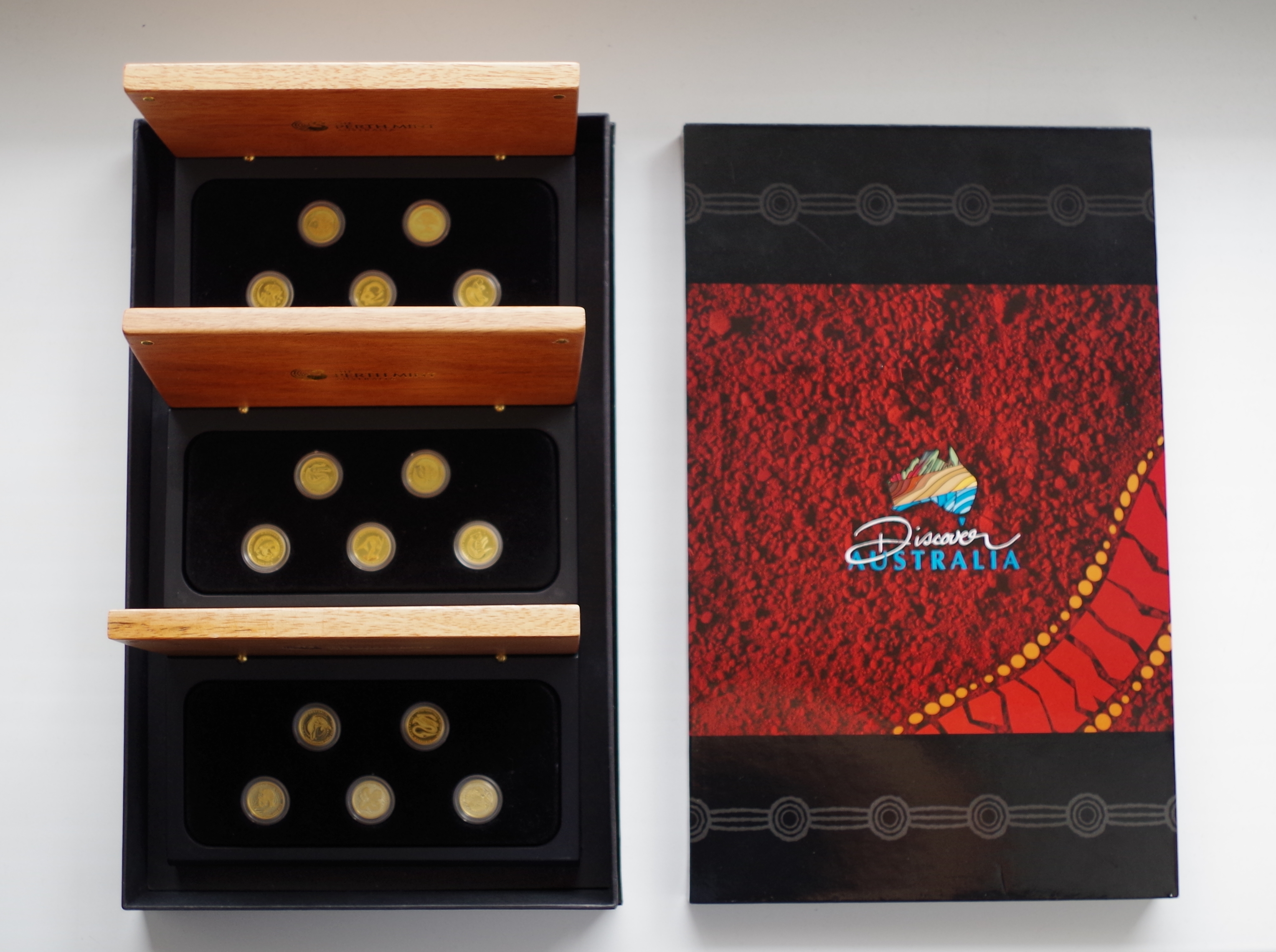 картинка Полный набор из 15 монет Австралии 2009-2011г. Discover Australia золото. RARE! от магазина Одежда+