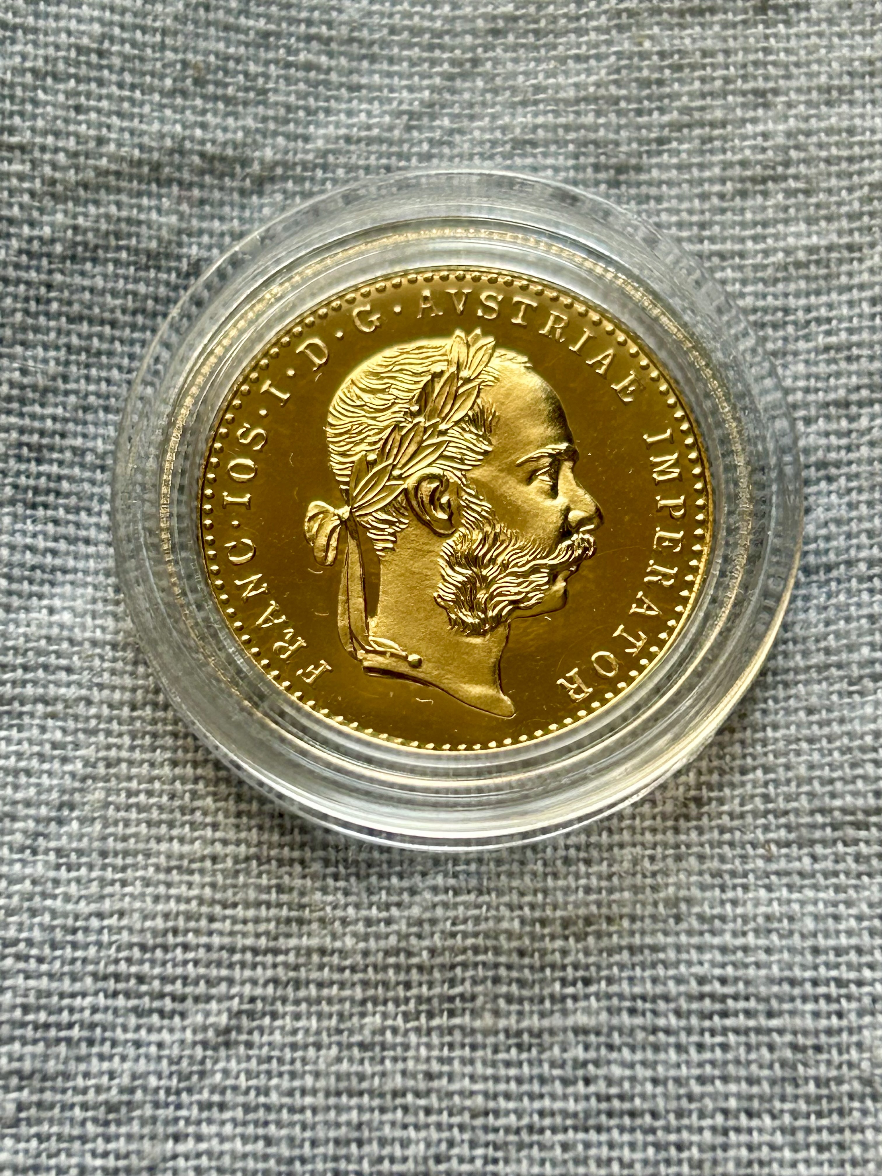 картинка 1 дукат. Австрия. 1915 г. рестрайк.  Au 3.45  г. от магазина Одежда+