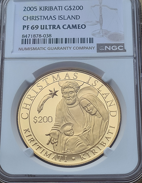 картинка Кирибати. 200 Долларов 2005г. Золото. 31.11 г*0.999 1.0 oz. Рождество! Тираж 500 ШТ! СЛАБ NGC PF69 ULTRA CAMEO! от магазина Одежда+ 3