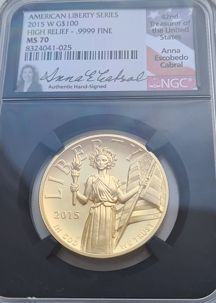 картинка США. 100 Долларов 2015 г. Золото. 31.1035 г*0.9999 1.0 oz. Свобода! Высокий Рельеф! СЛАБ NGC MS 70! от магазина Одежда+
