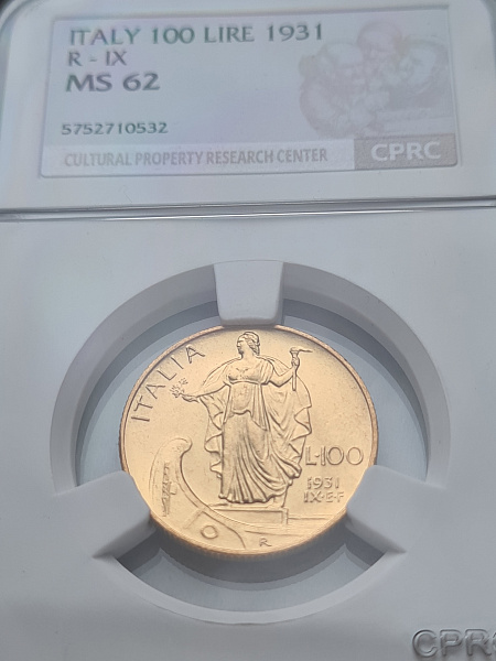 картинка Италия. 100 Лир 1931 г. Золото. 8.799 г*0.900 0.2546 oz. СЛАБ CPRC MS 62! от магазина Одежда+ 3